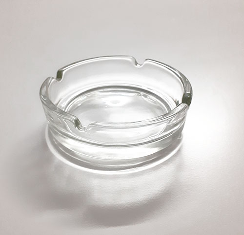 Cendrier en verre