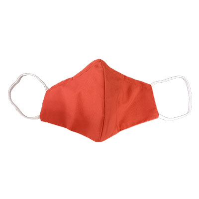 Masque rouge sur tissu