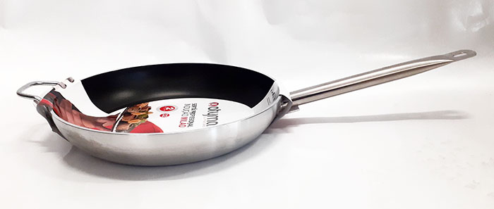 Poêle professionnelle anti adhérent